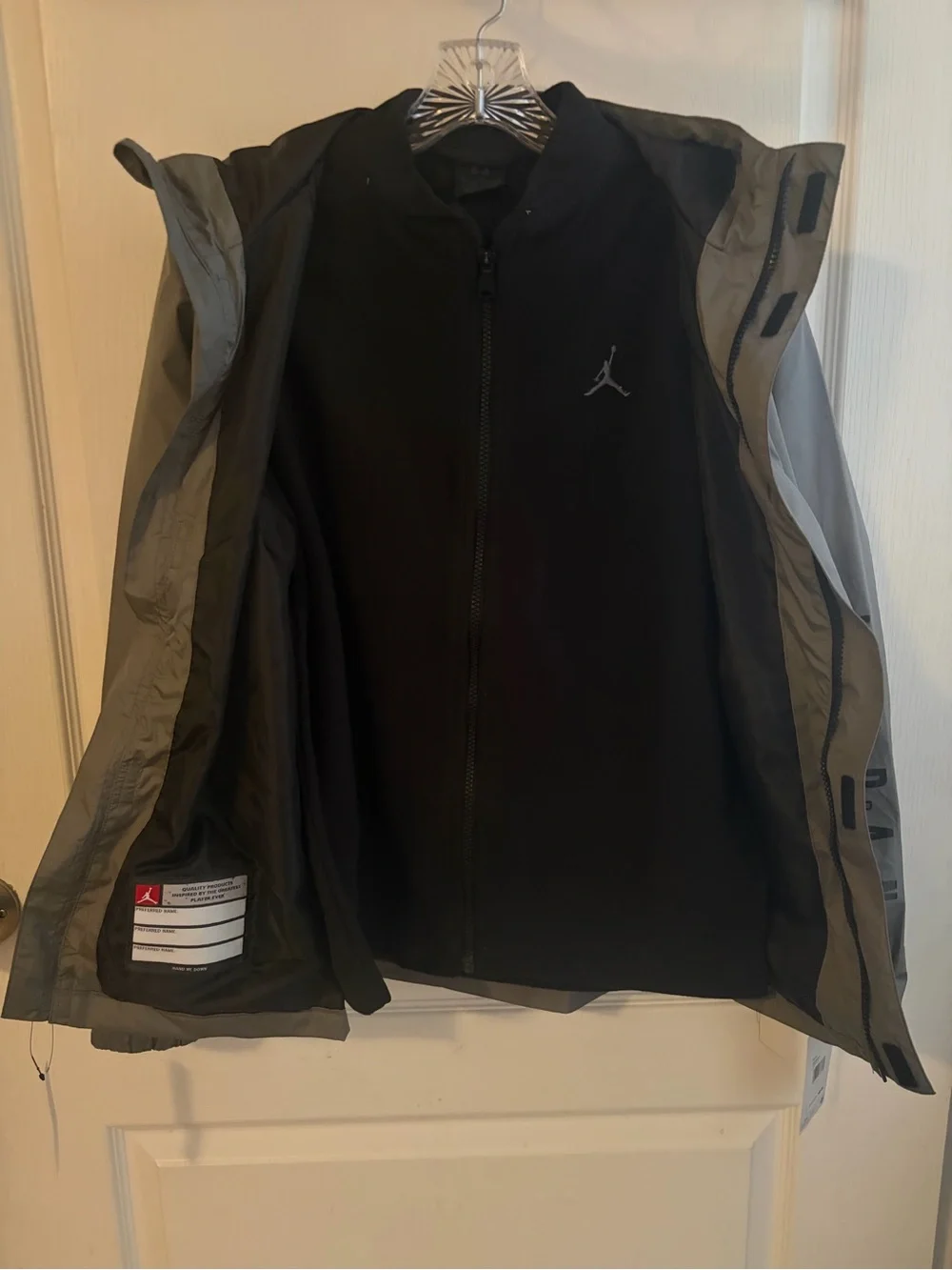 Jordan Boys XL Smoke Grey Windbreaker Jacket